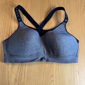 Under Armour Women's Black and Gray Sports Bra- Never worn